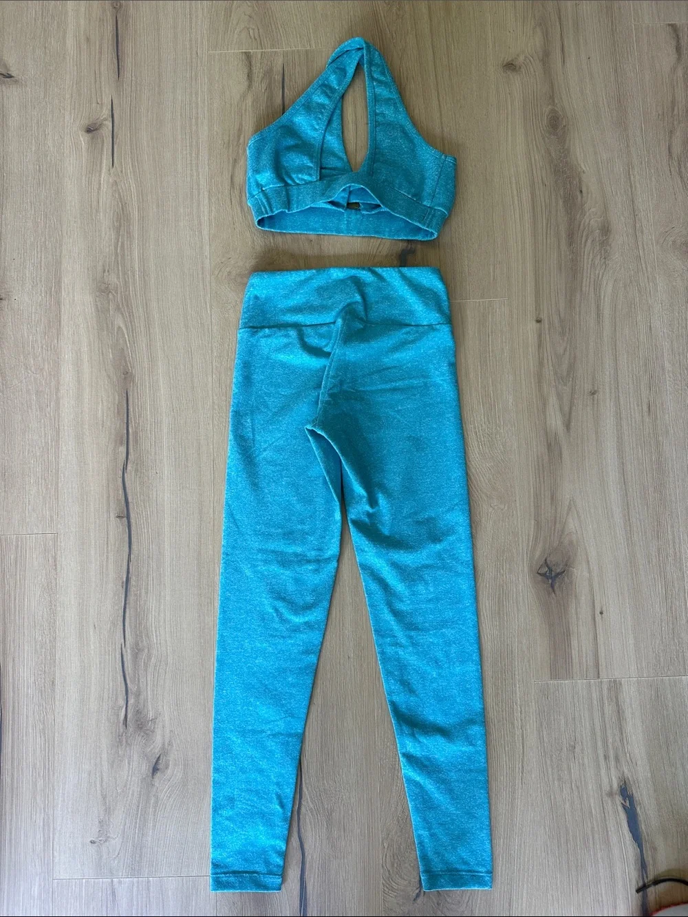 Girls Shimmery Teal Dance Set — Halter Crop Top & High-Waist Leggings